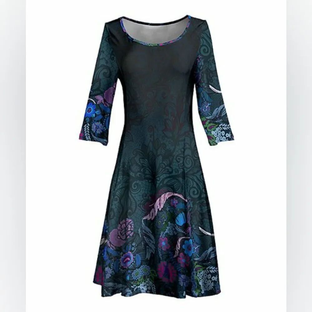 Lily Three-Quarter Sleeve Midi Dress sz Med